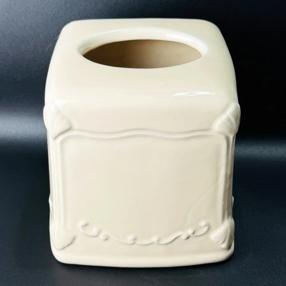 Vintage Ivory Ceramic Tissue Box Cover Scroll Bathroom Vanity Cottagecore Decor